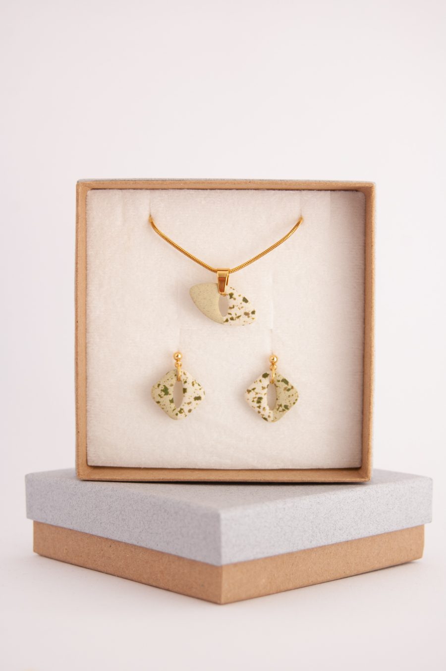 Nakit koji ćete voleti i nositi, Carigradska 24, gift shop