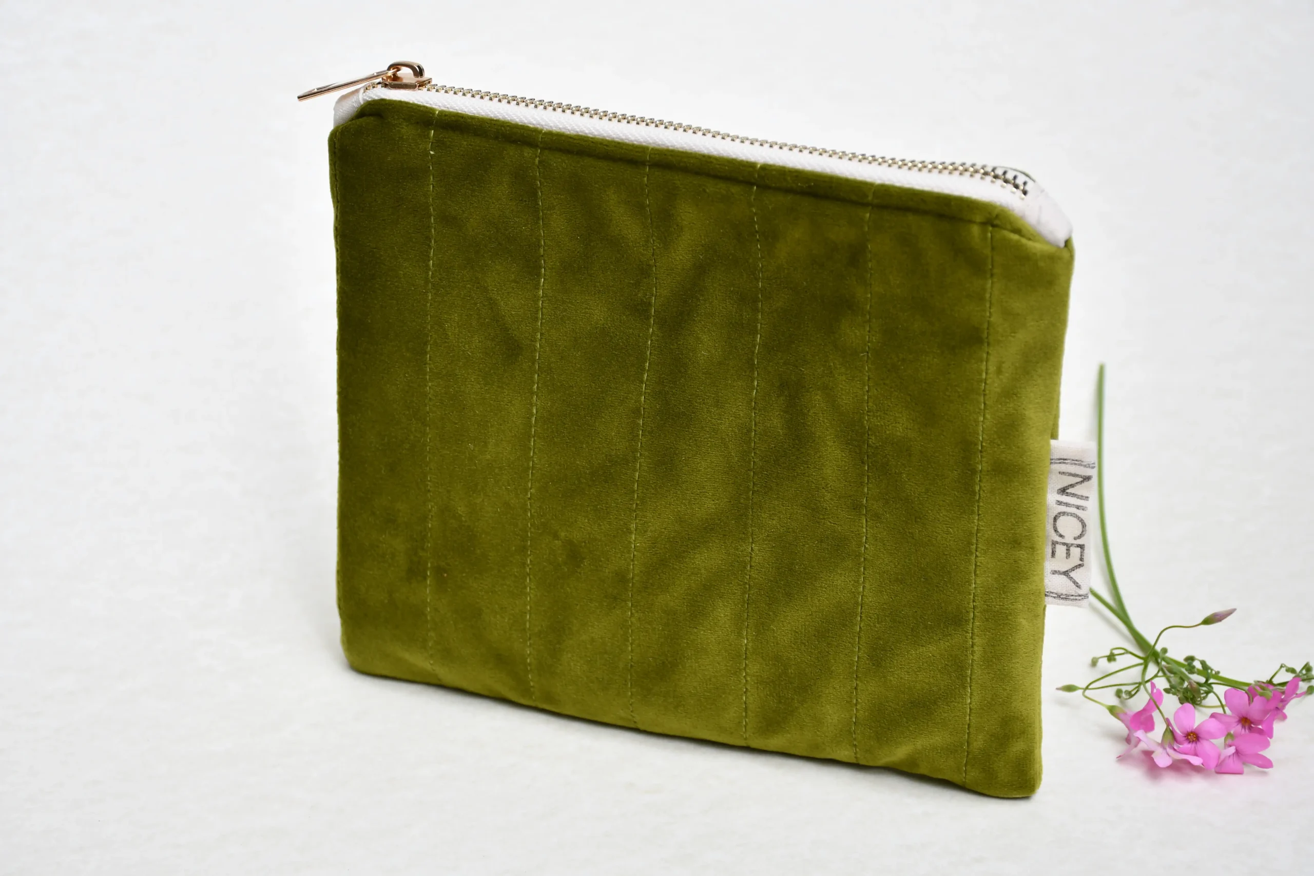 neseseri- Souvenir store Beograd Dorćol