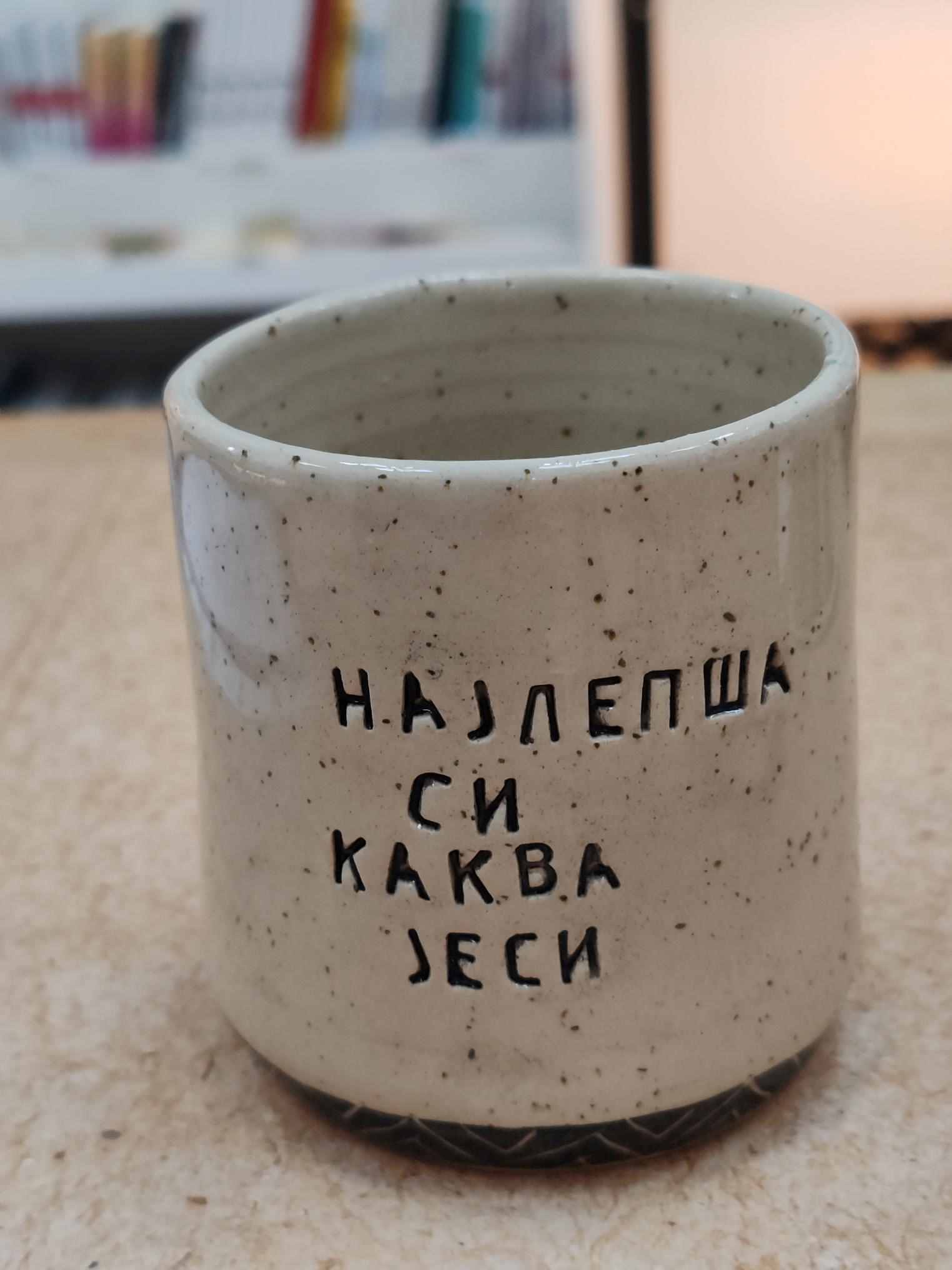 keramički proizvodi- prodaja keramičkih proizvoda Mikaleidoskop Dorćol