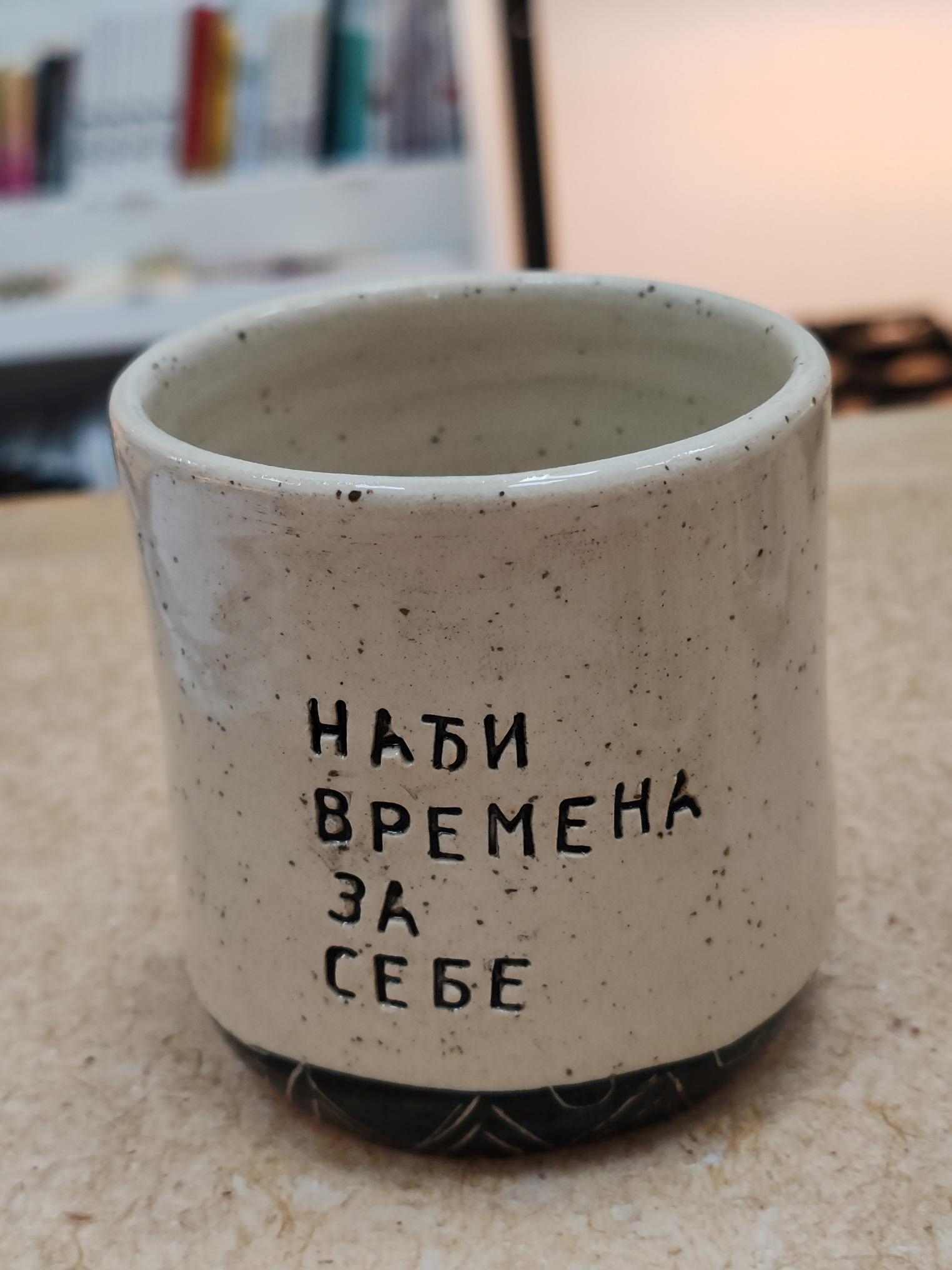 keramički proizvodi- prodaja keramičkih proizvoda Mikaleidoskop Dorćol