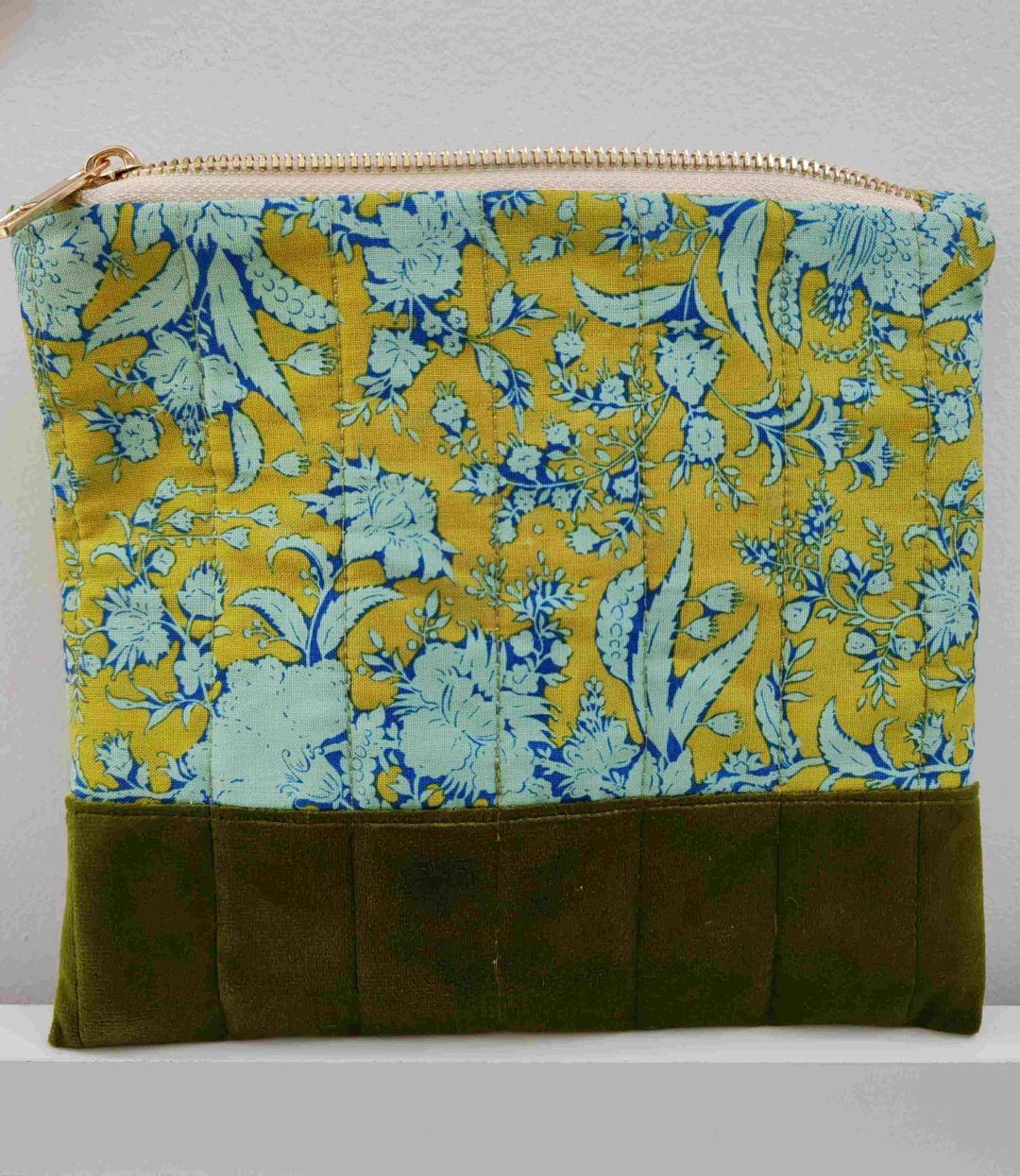 neseseri- gift shop Mikaleidoskop Beograd Dorćol