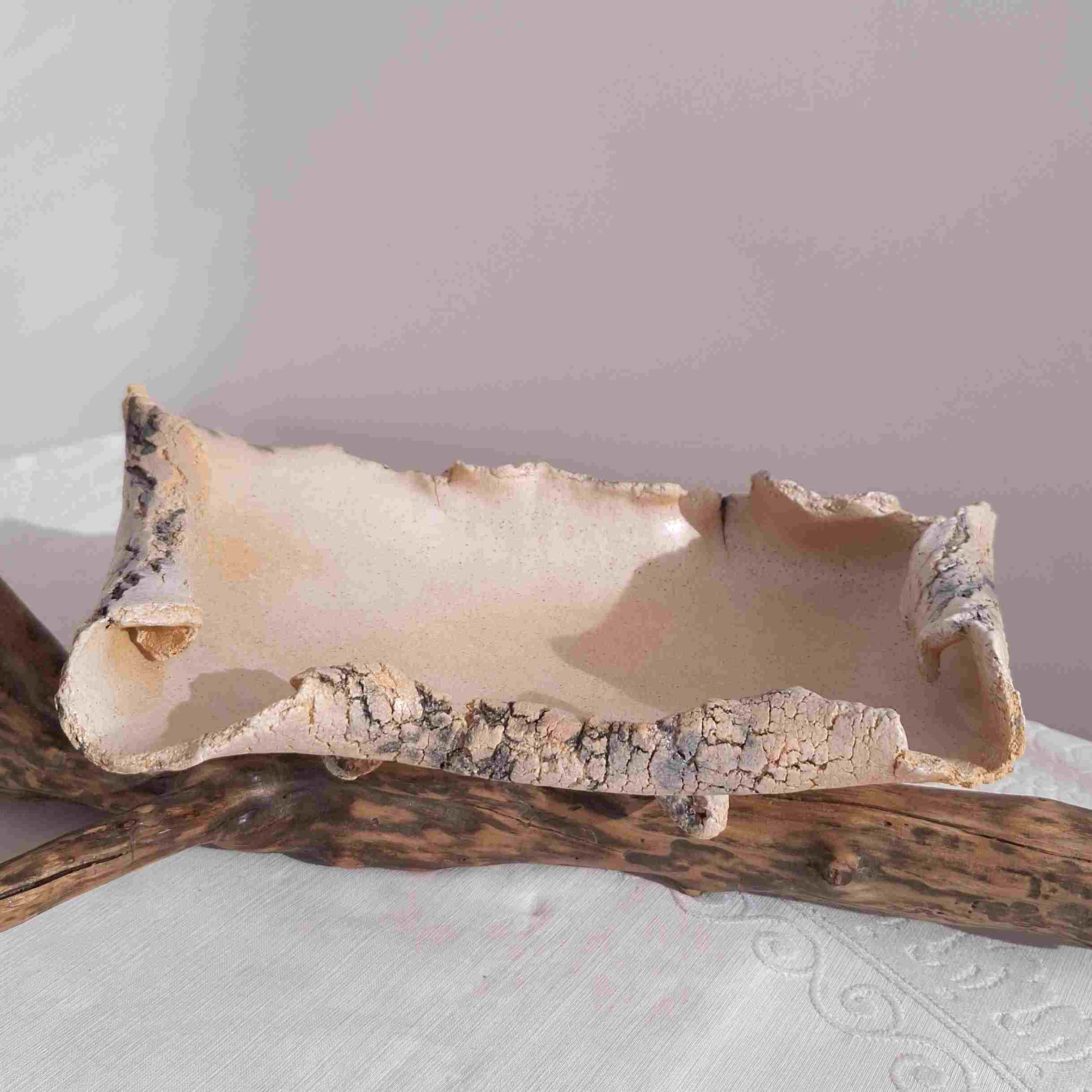 keramičke činije nepravilnog oblika-prodaja ručno pravljenih keramičkih proizvoda Beograd