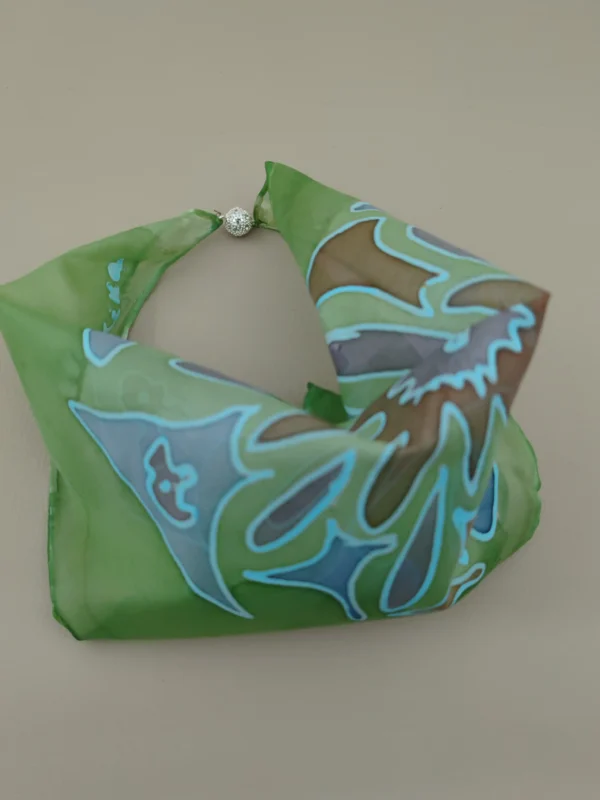 Mala svilena marama sa magnetnom kopčom 6