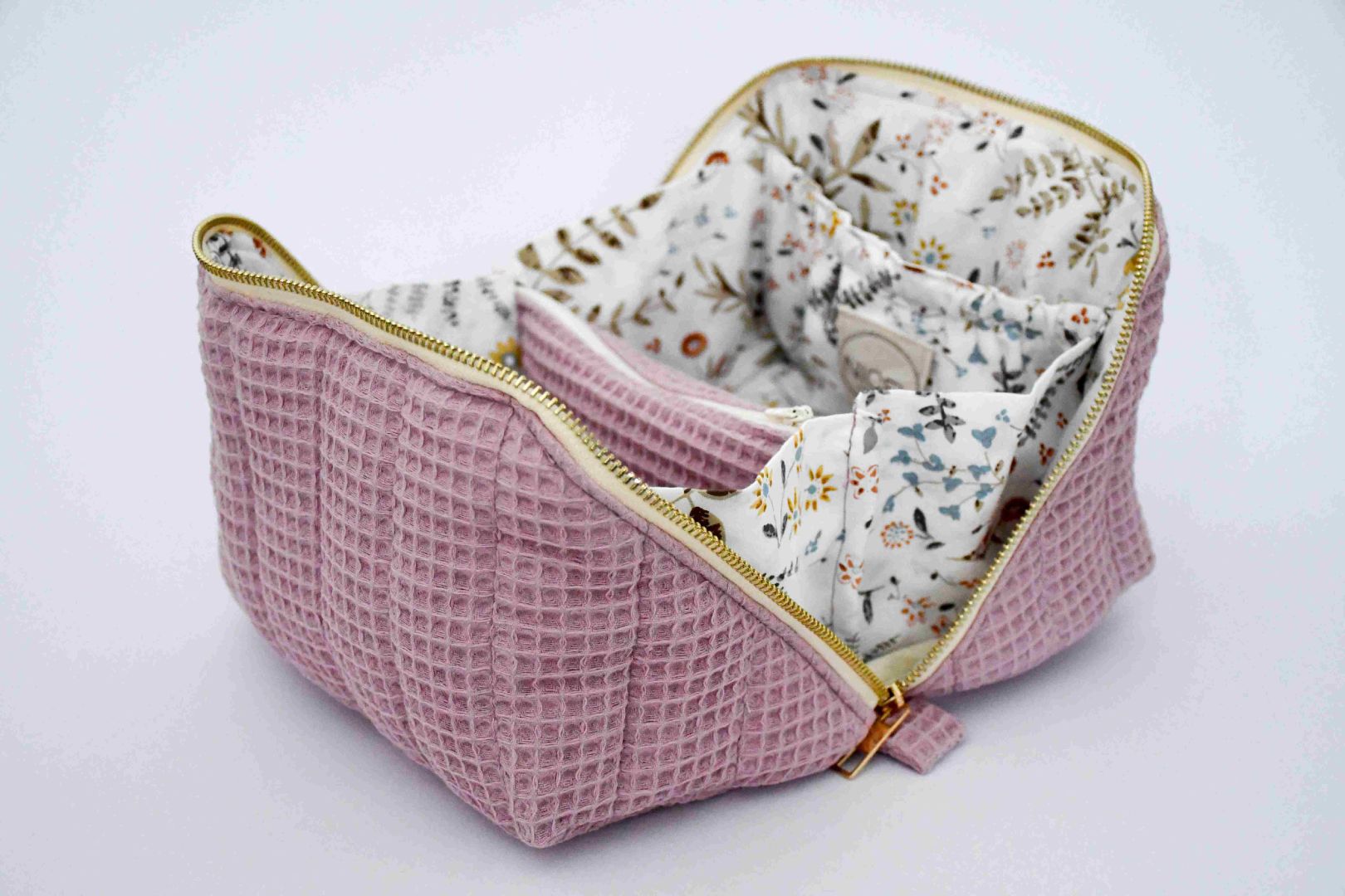 neseseri- gift shop Mikaleidoskop Beograd Dorćol