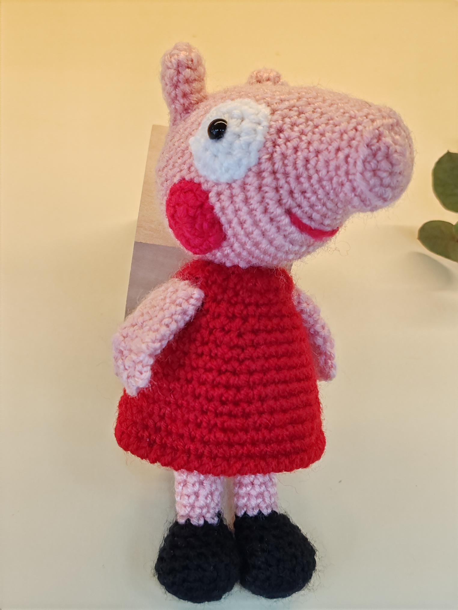 Prodaja malih heklanih figurica, Carigradska 24, Beograd, gift shop