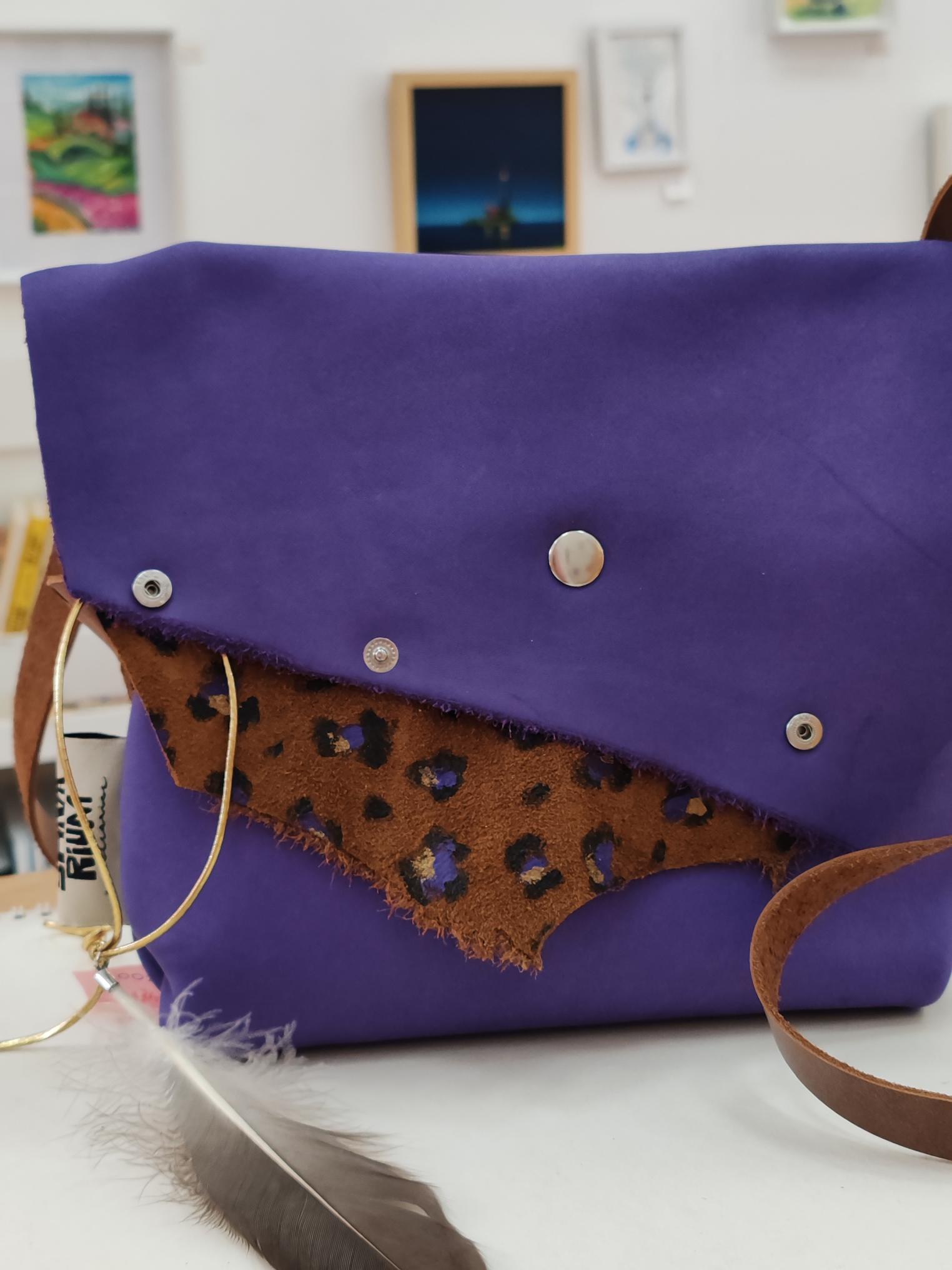 ručno &scaron;ivene kožne torbe, Carigradska 24, Dorćol