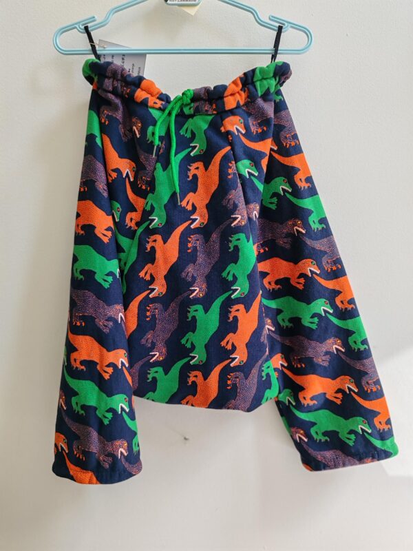 3/4 pantalone sa spu&scaron;tenim turom