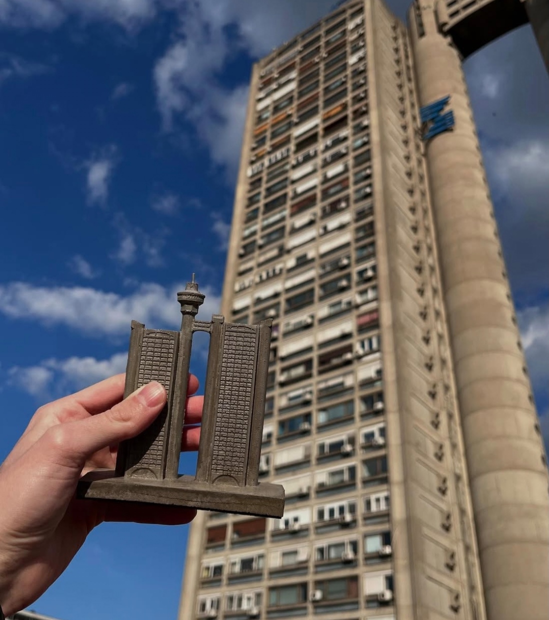prodaja betonskih mini skulptura, Carigradska 24